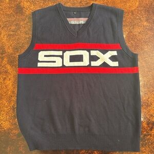 MLB Chicago white Sox V-Neck Sweater Vest in Navy and Red